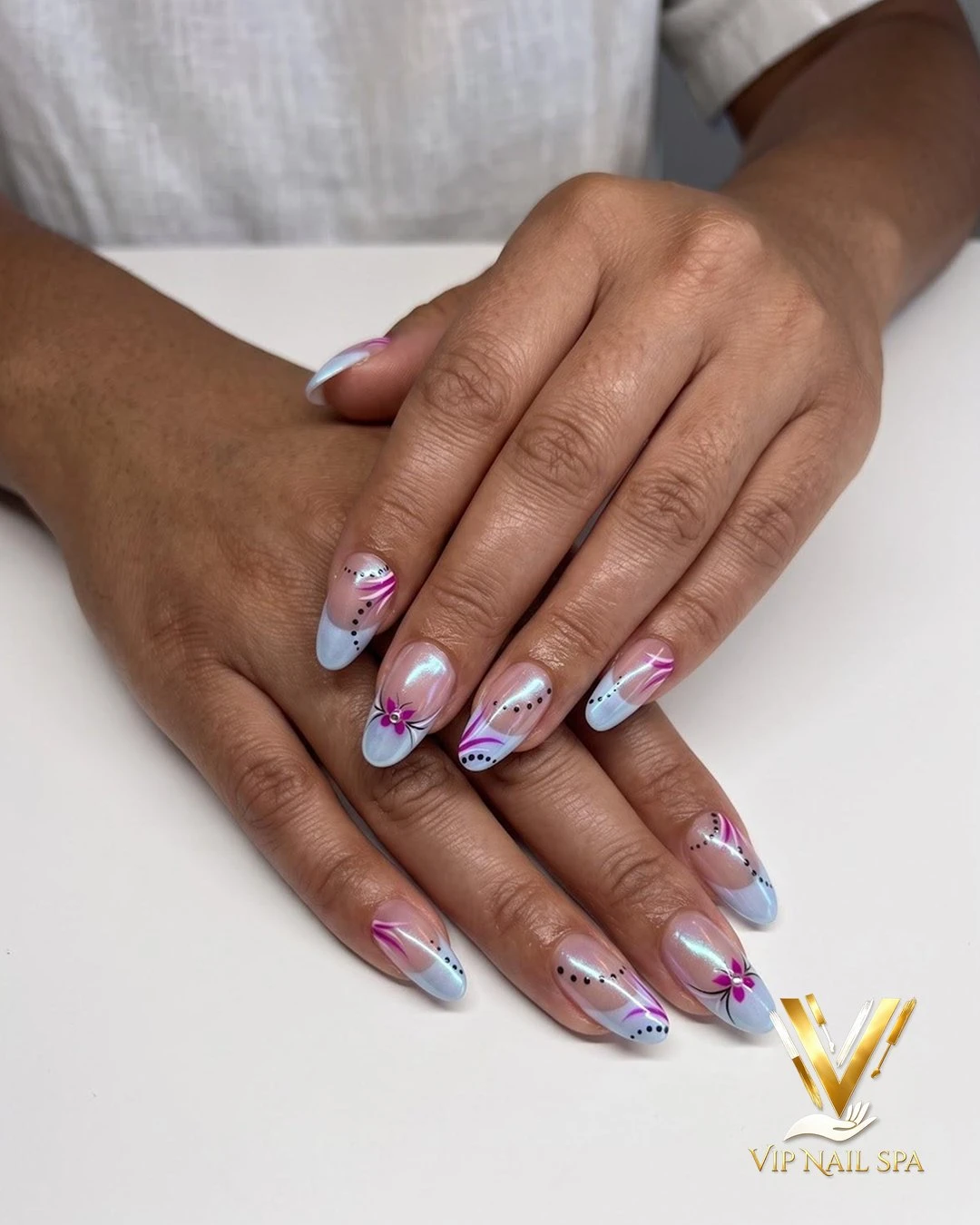 September nail trends and seasonal nail designs